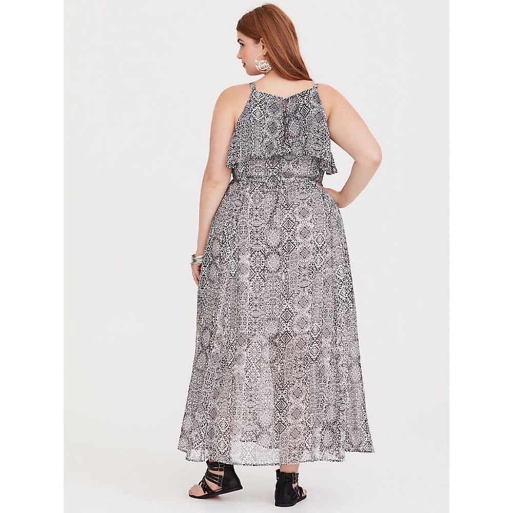 Torrid Black & White Ikat Maxi Dress NWT New - Picture 4 of 5